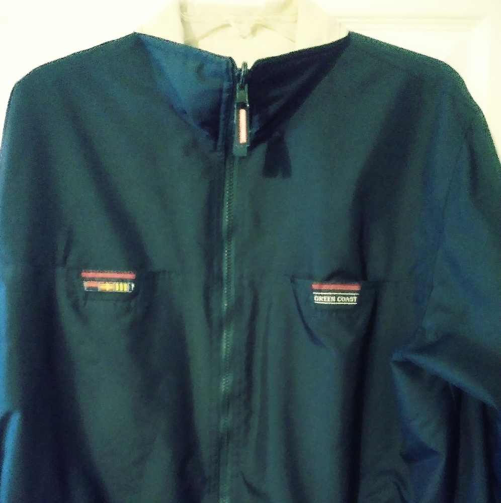 🧥Green Coast Sports Windbreaker.🏈👖VINTAGE GIFT GIVING ITEM. 🦙🦒🦊🦧🐶🐄